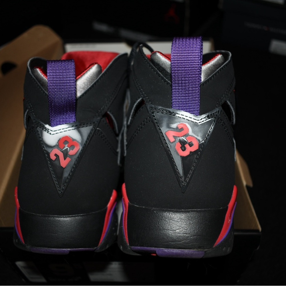 Jordan 7 Retro Raptors - Picture 2 of 8